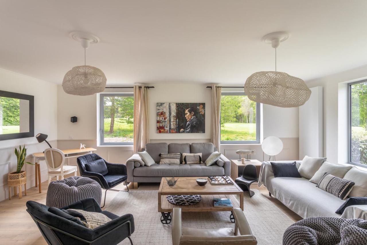 La Villa Du Golf - Avec Piscine Couverte Chauffee Et Jacuzzi Le Tronchet  Eksteriør bilde